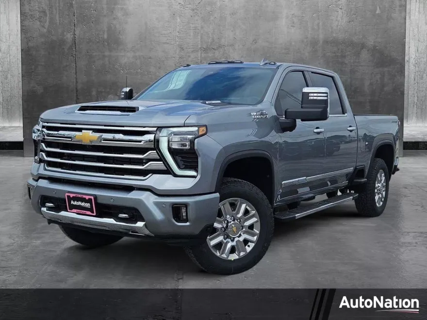 2025 Chevrolet Silverado 2500HD High Country photo 1