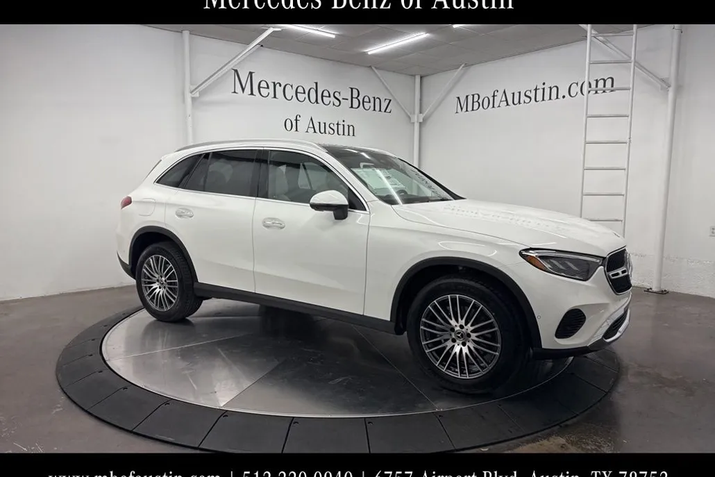 2026 Mercedes Benz GLC 300 photo 1