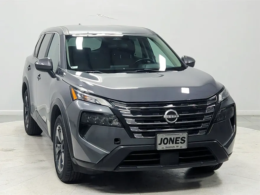 2024 Nissan Rogue SV photo 1