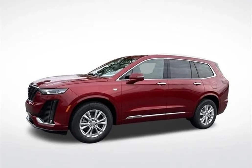 2025 Cadillac XT6 Luxury photo 1