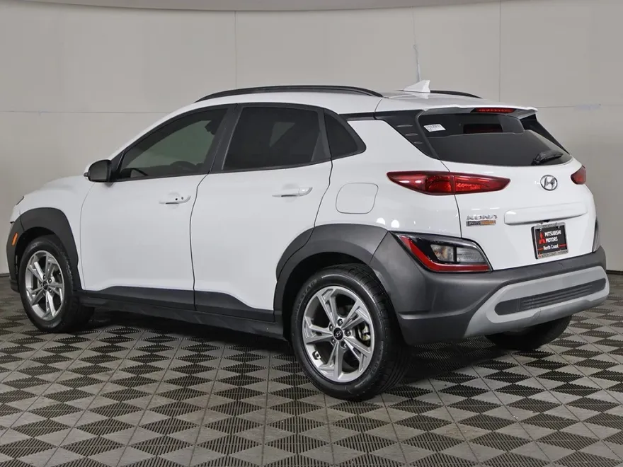 2023 Hyundai Kona SEL photo 1