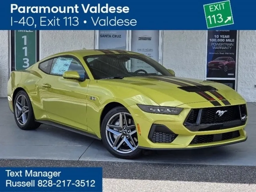 2025 Ford Mustang GT photo 1