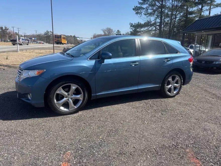 2009 Toyota Venza photo 1