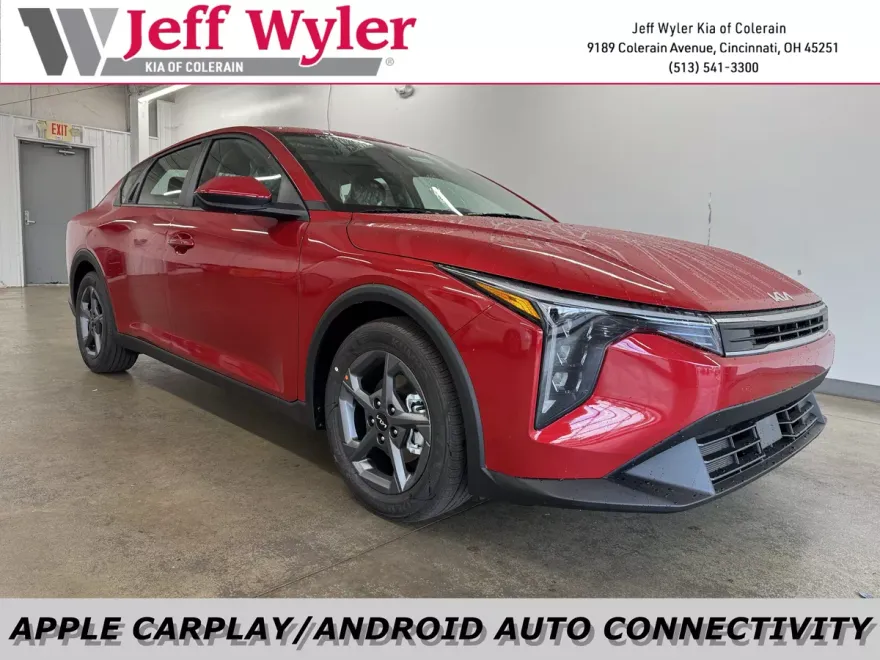 2025 Kia K4 LXS photo 1