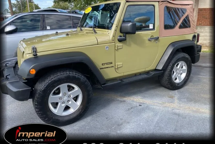 2013 Jeep Wrangler Sport photo 1