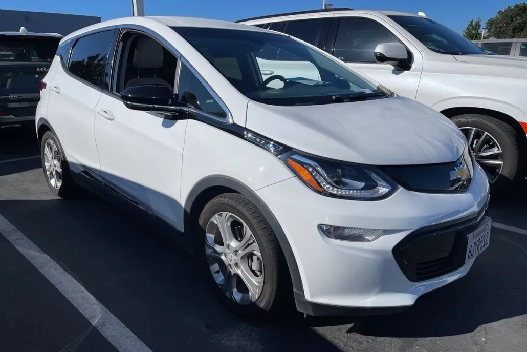 2019 Chevrolet Bolt EV photo 1