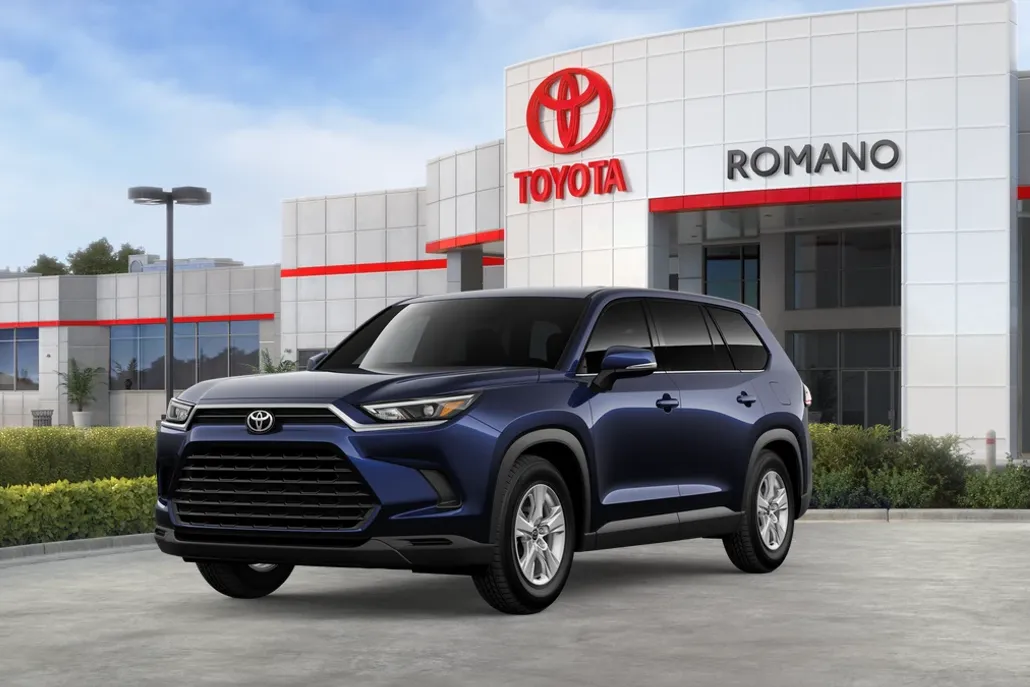 2026 Toyota Grand Highlander LE photo 1
