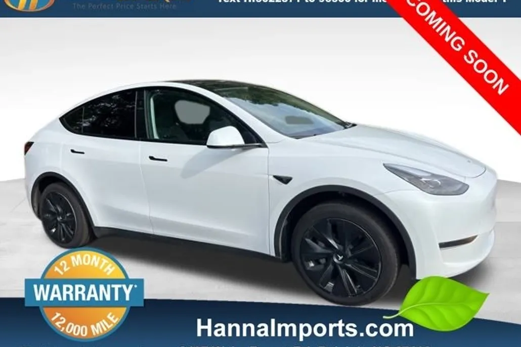 2024 Tesla Model Y Standard Range photo 1