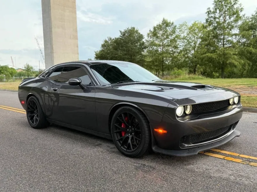 2016 Dodge Challenger SRT8 Hellcat photo 1