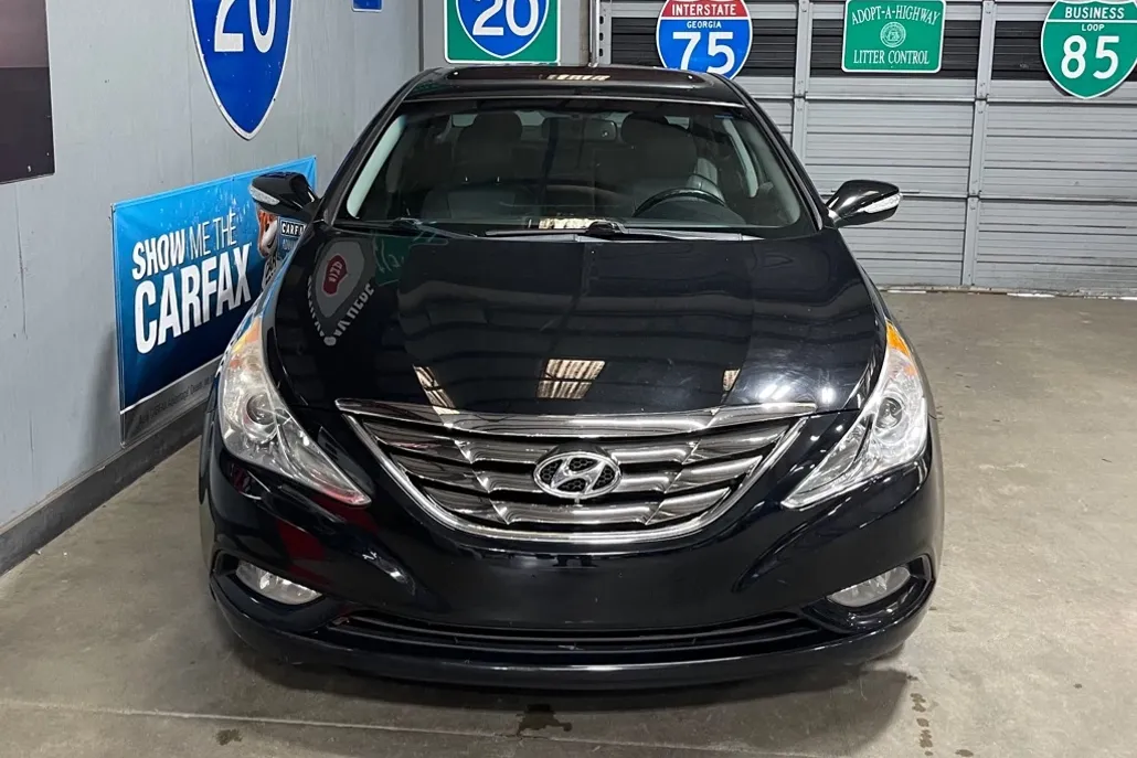 2013 Hyundai Sonata SE photo 1