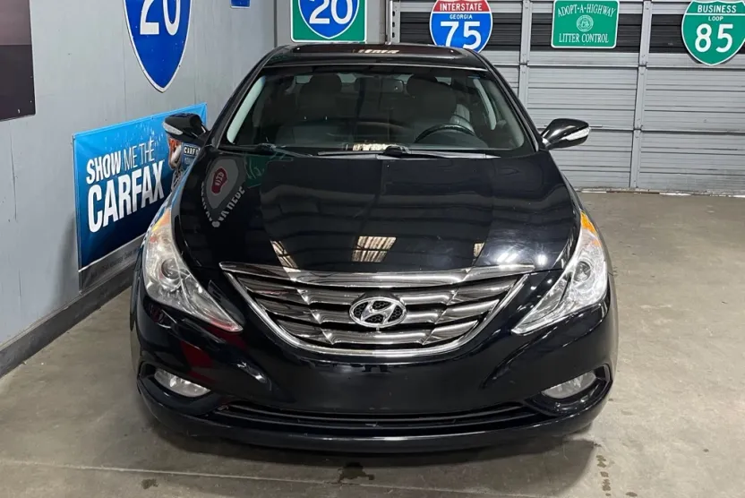 2013 Hyundai Sonata SE photo 1