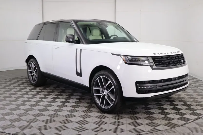 2025 Land Rover Range Rover SE photo 1