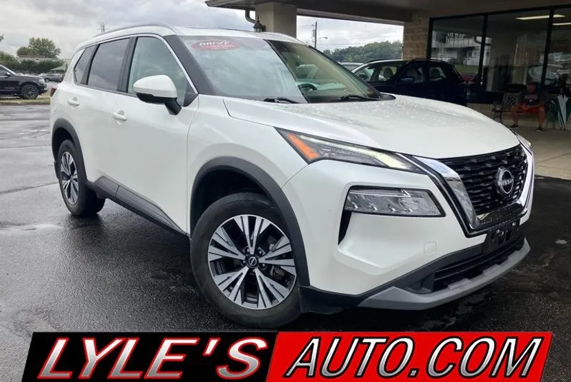 2022 Nissan Rogue AWD SV photo 1
