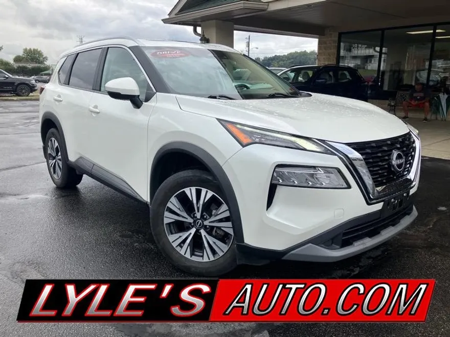 2022 Nissan Rogue AWD SV photo 1