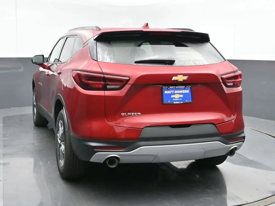 2025 Chevrolet Blazer 2LT photo 1