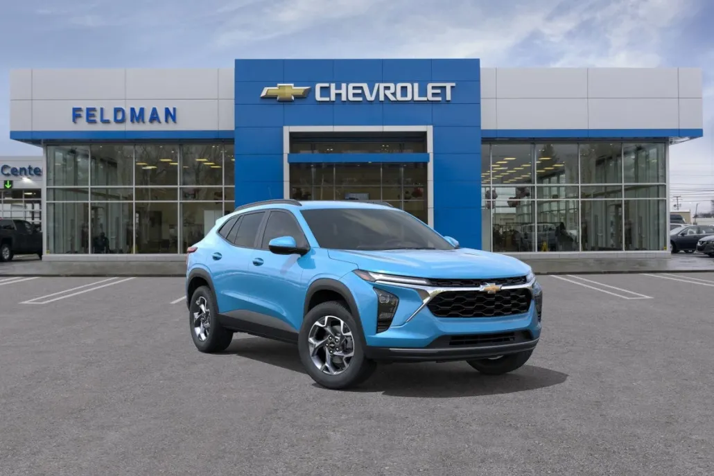 2025 Chevrolet Trax LT photo 1