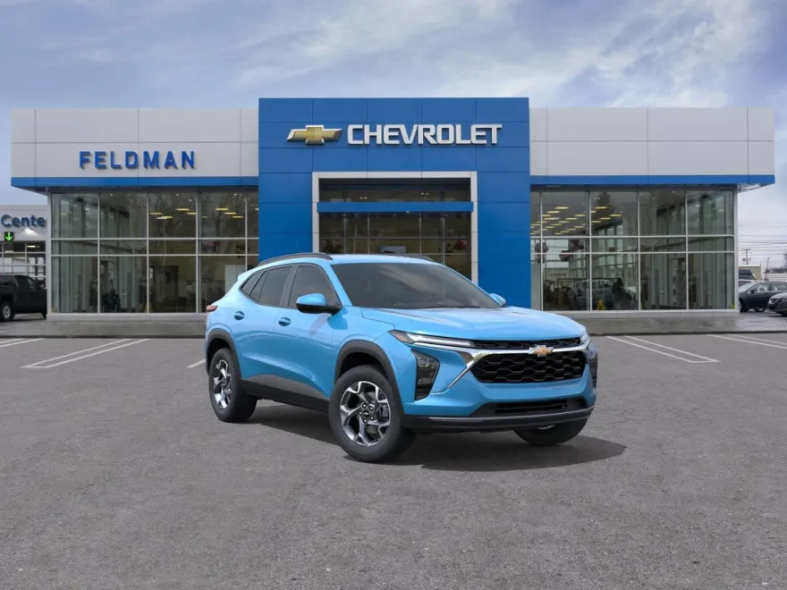 2025 Chevrolet Trax LT photo 1