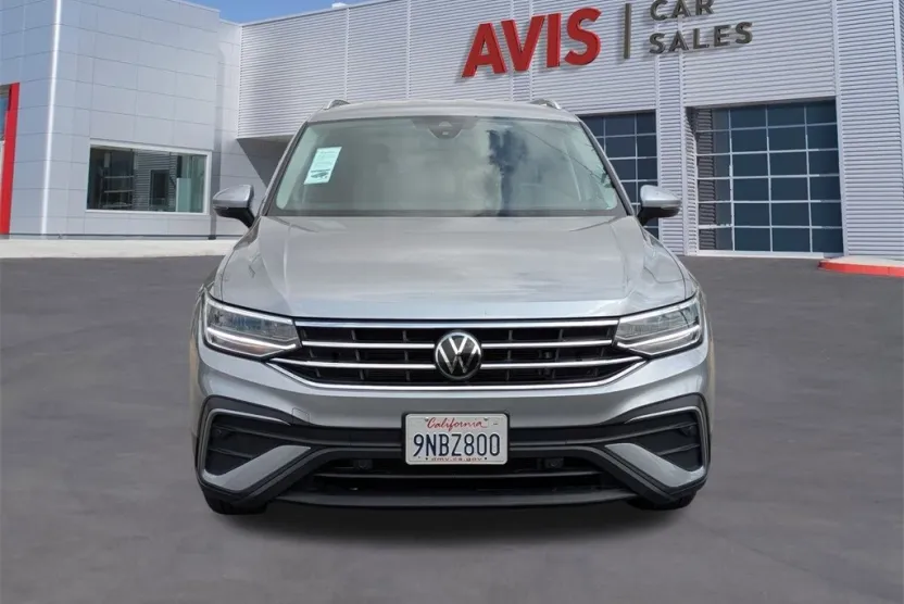 2024 Volkswagen Tiguan SE Wolfsburg Edition photo 1