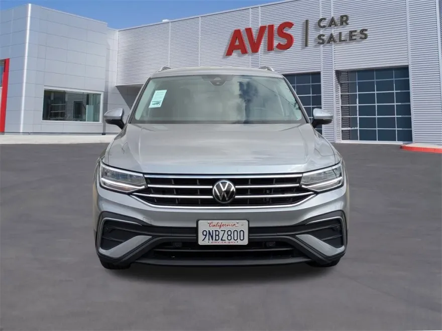 2024 Volkswagen Tiguan SE Wolfsburg Edition photo 1