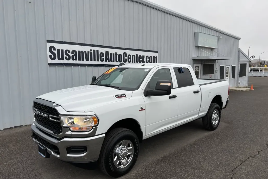 2024 Ram 2500 Tradesman photo 1