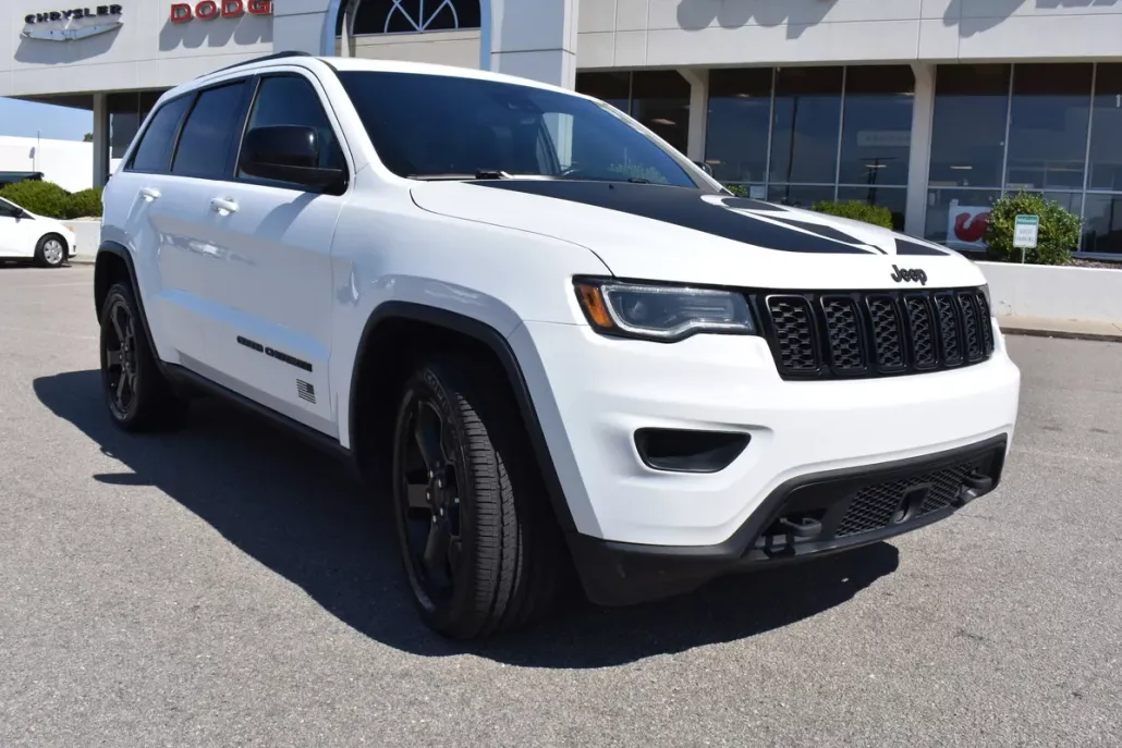 2021 Jeep Grand Cherokee Laredo X Freedom photo 1