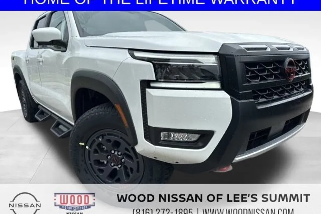 2025 Nissan Frontier PRO-4X photo 1