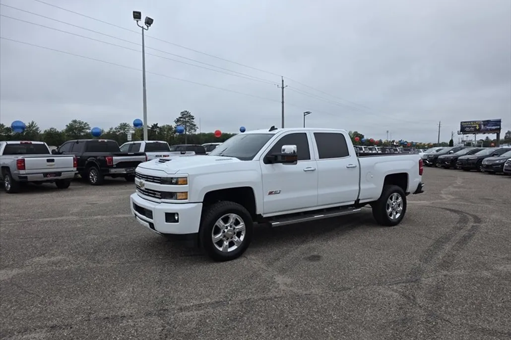 2019 Chevrolet Silverado 2500HD LTZ photo 1
