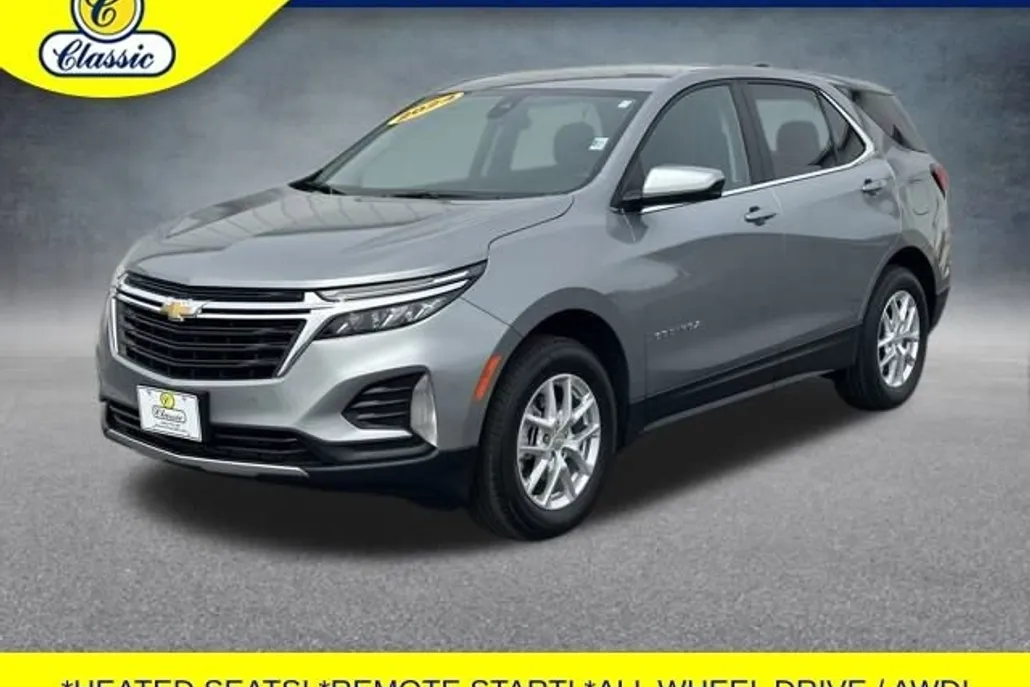 2024 Chevrolet Equinox LT photo 1