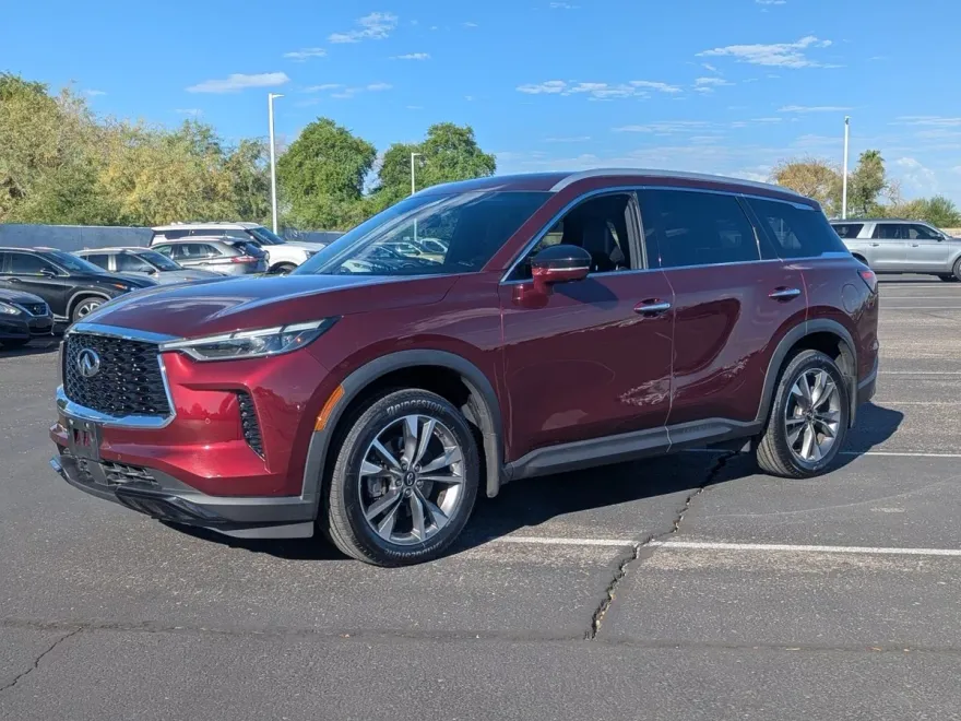 2023 Infiniti QX60 Luxe photo 1
