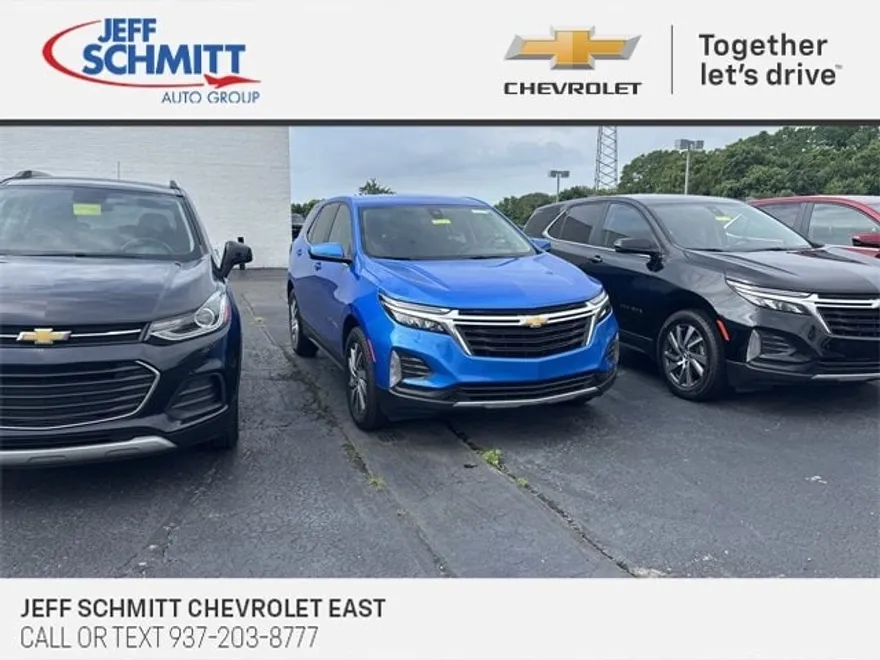 2024 Chevrolet Equinox LT photo 1