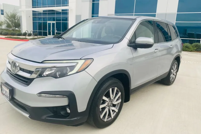 2020 Honda Pilot EX Sport photo 1