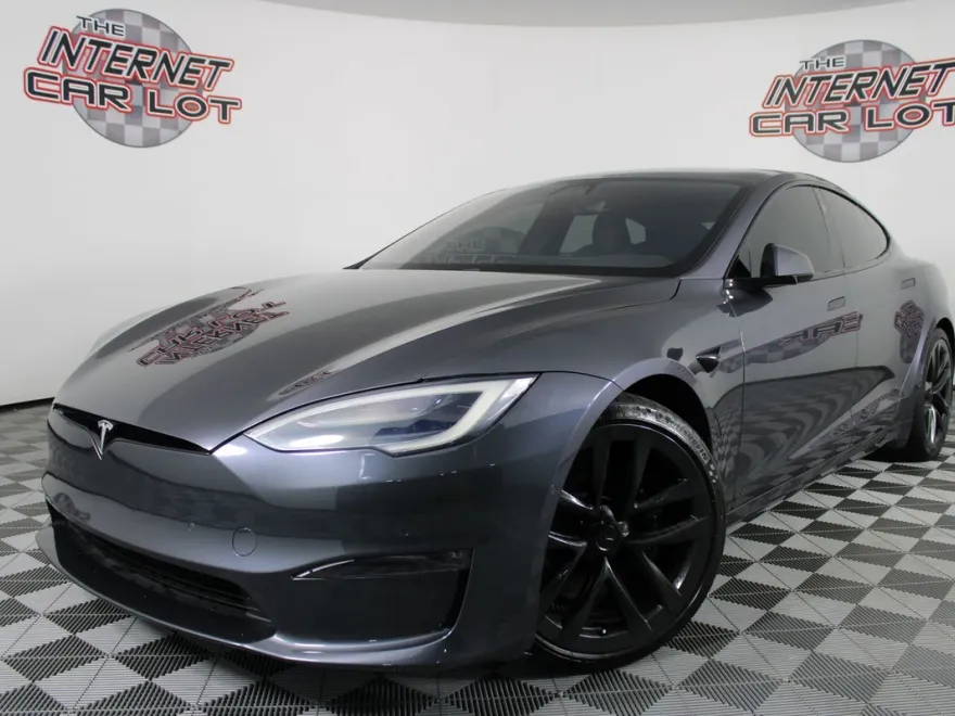 2021 Tesla Model S Plaid photo 1