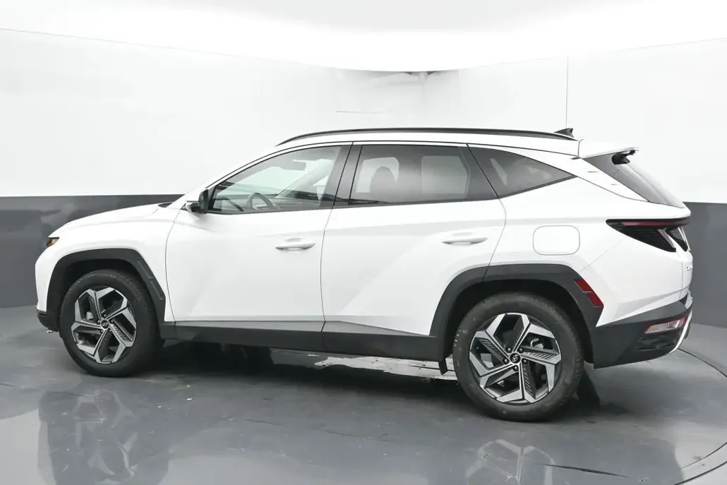2024 Hyundai Tucson Limited photo 1
