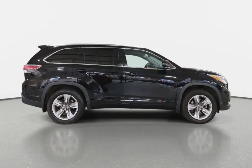 2016 Toyota Highlander Limited photo 1