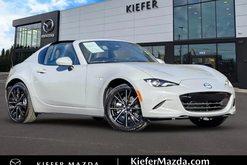 2024 Mazda MX-5 Miata Miata RF Grand Touring photo 1