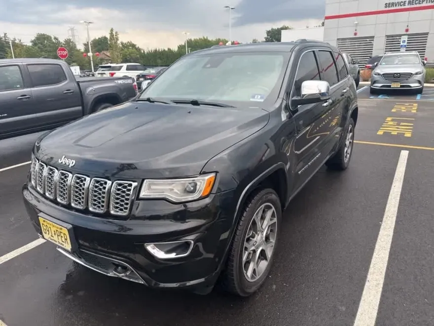 2019 Jeep Grand Cherokee Overland photo 1
