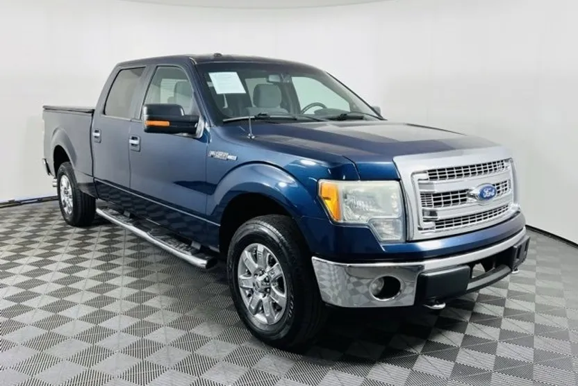 2013 Ford F-150 XLT photo 1