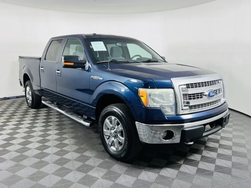 2013 Ford F-150 XLT photo 1