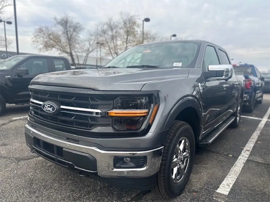 2024 Ford F-150 XLT photo 1