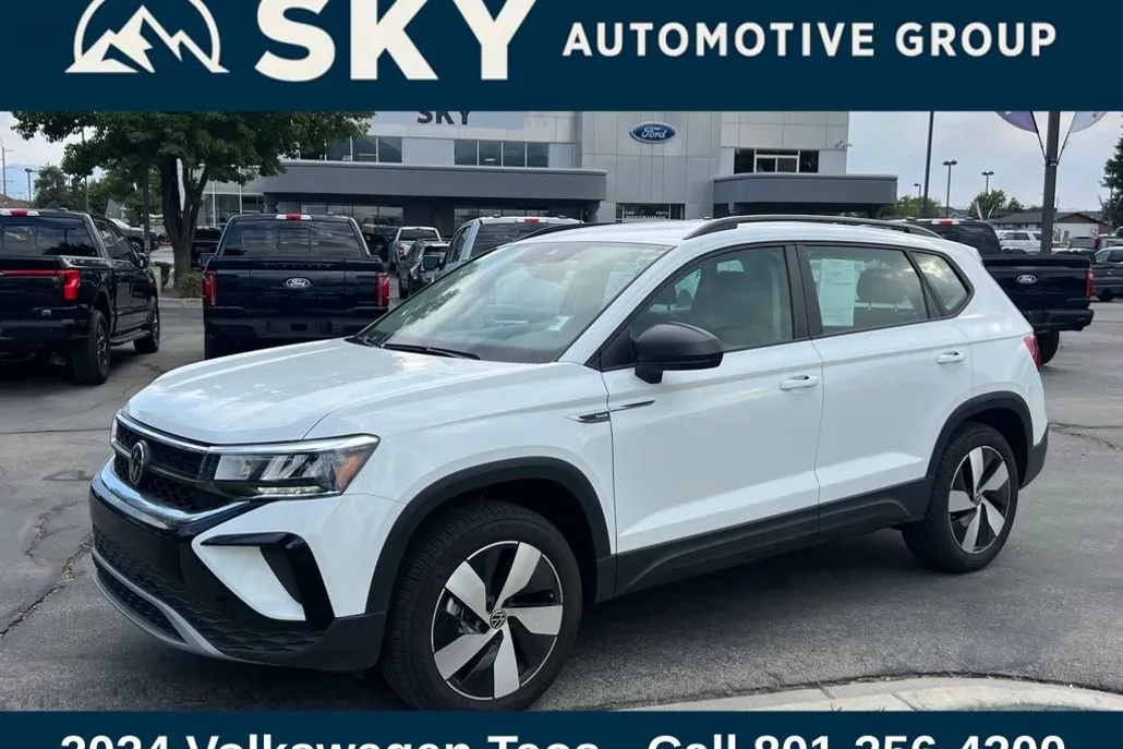 2024 Volkswagen Taos S photo 1