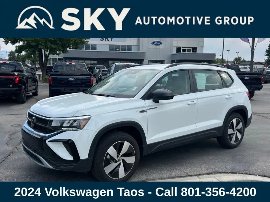 2024 Volkswagen Taos S photo 1