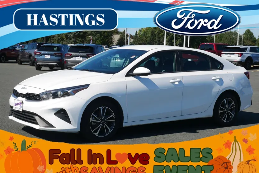 2024 Kia Forte LXS photo 1