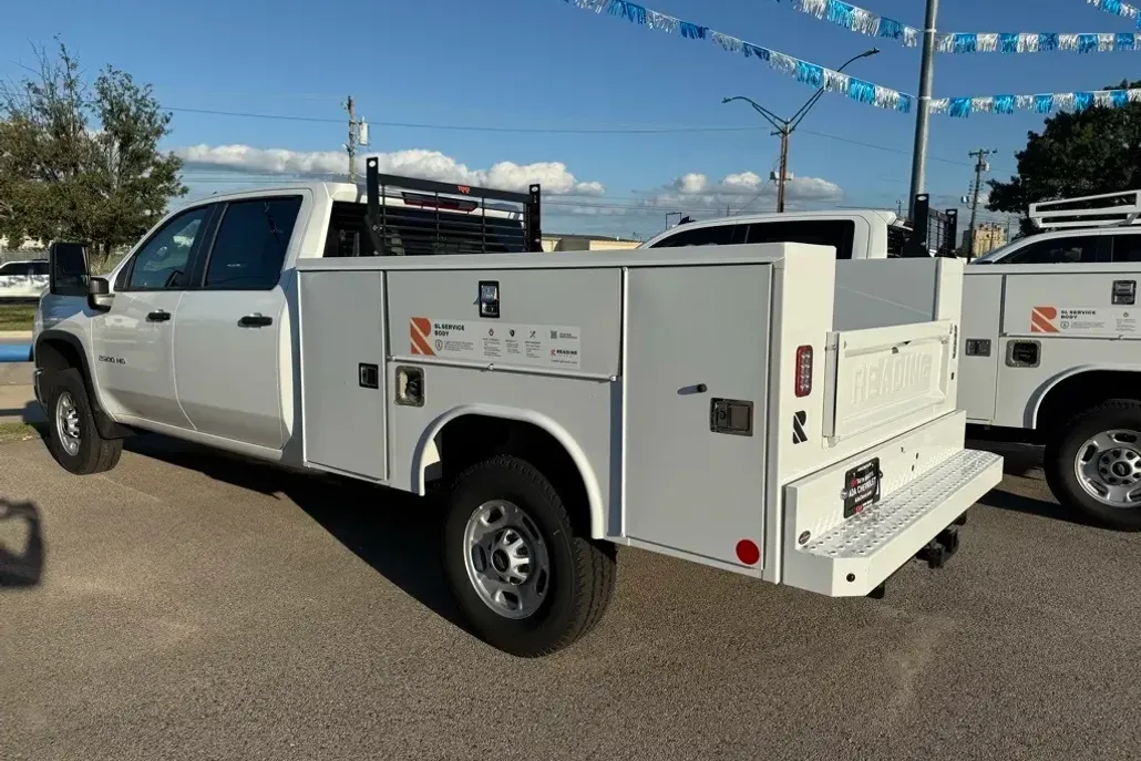 2024 Chevrolet Silverado 2500HD Work Truck photo 1