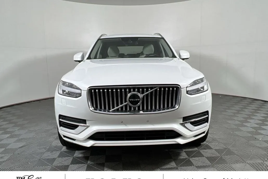 2020 Volvo XC90 T8 Inscription photo 1