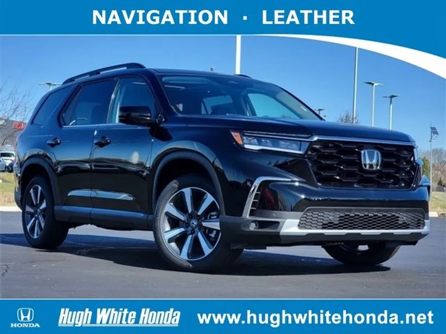 2025 Honda Pilot Touring photo 1
