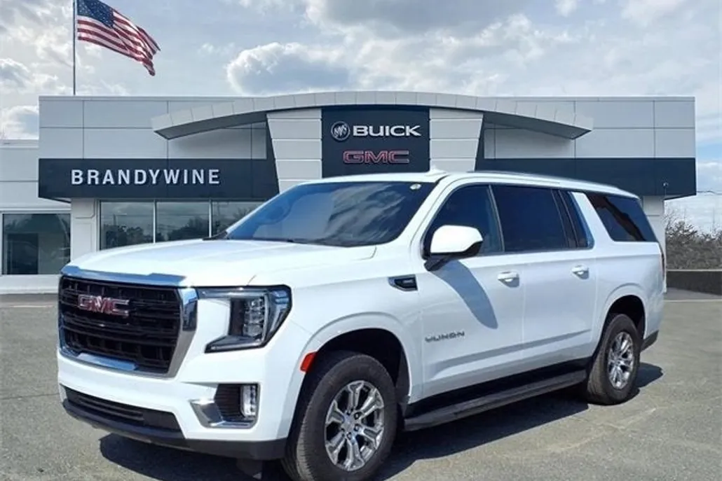 2022 Gmc Yukon XL SLE photo 1
