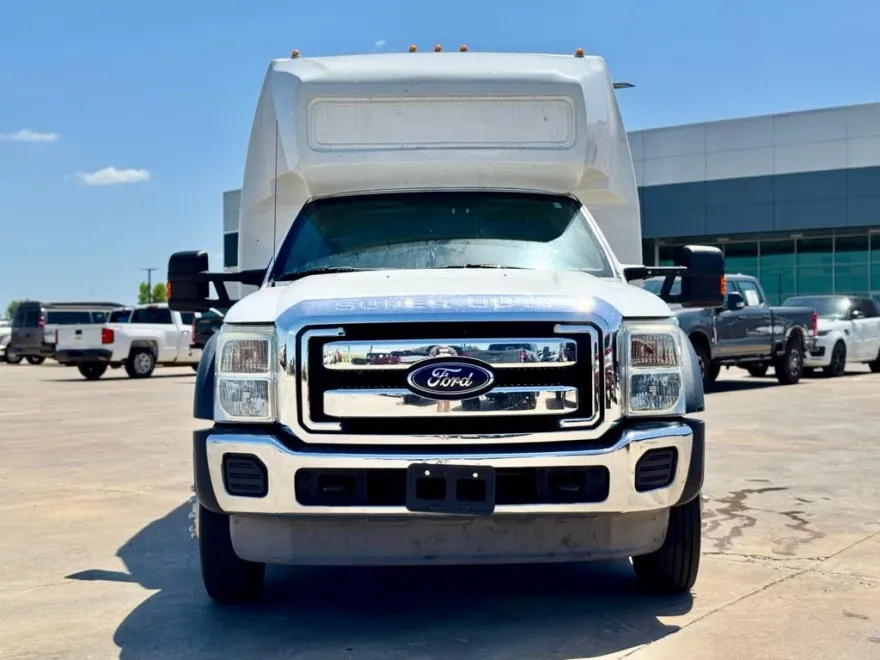 2013 Ford F-550 photo 1