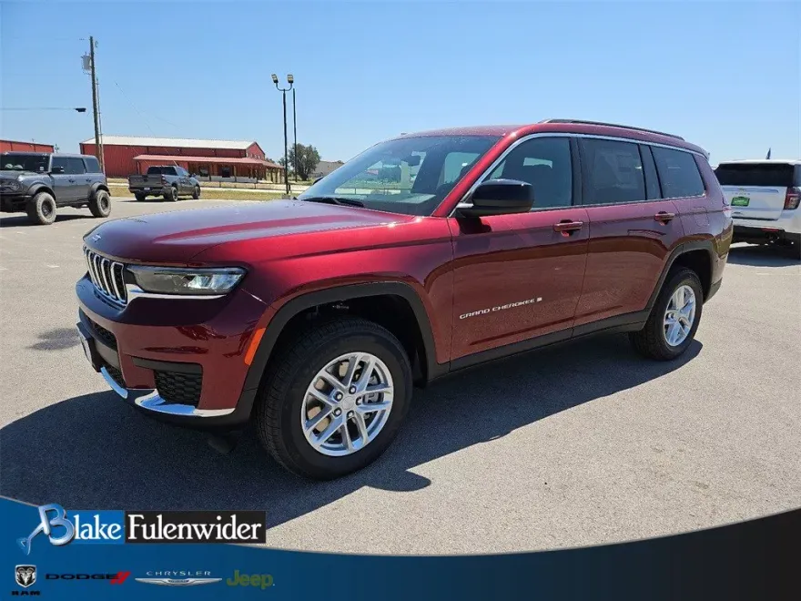 2025 Jeep Grand Cherokee Laredo X photo 1