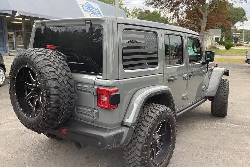 2020 Jeep Wrangler Unlimited Rubicon photo 1