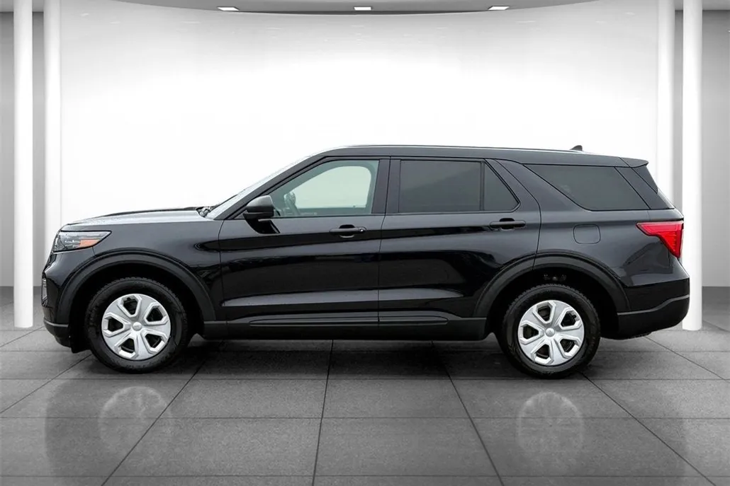 2021 Ford Explorer photo 1